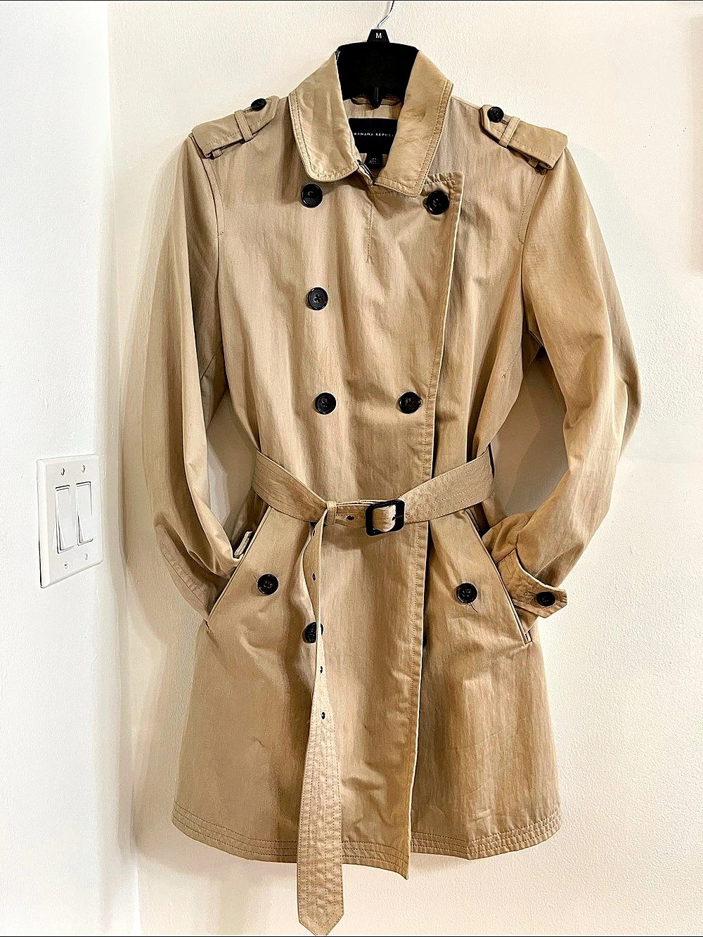 Banana Republic Classic Double-Breasted Trench Coat Beige XS But Fits Size Small